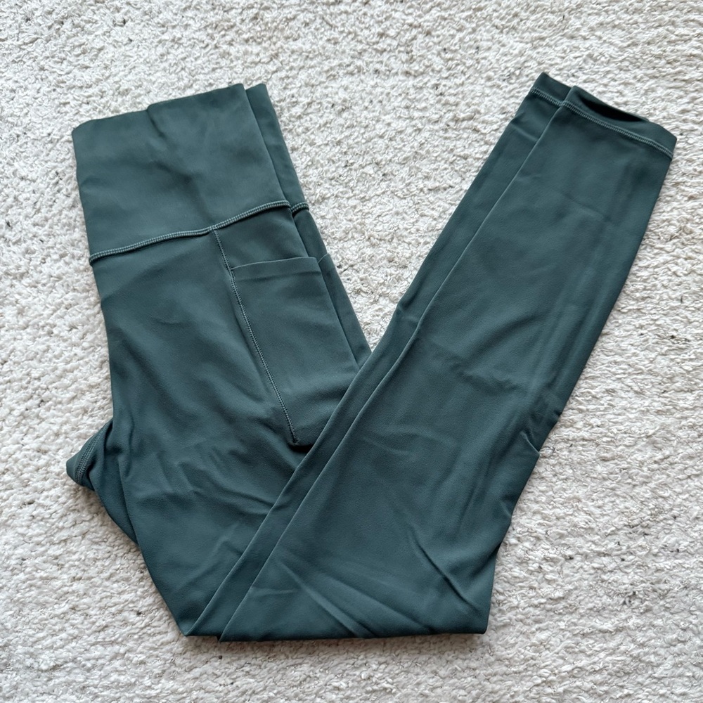 Athleta Salutation Stash II Tight